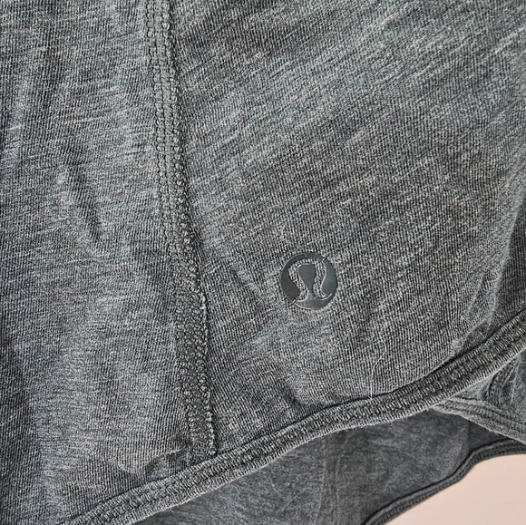 Lululemon wrap top size 4 - Picture 5 of 5